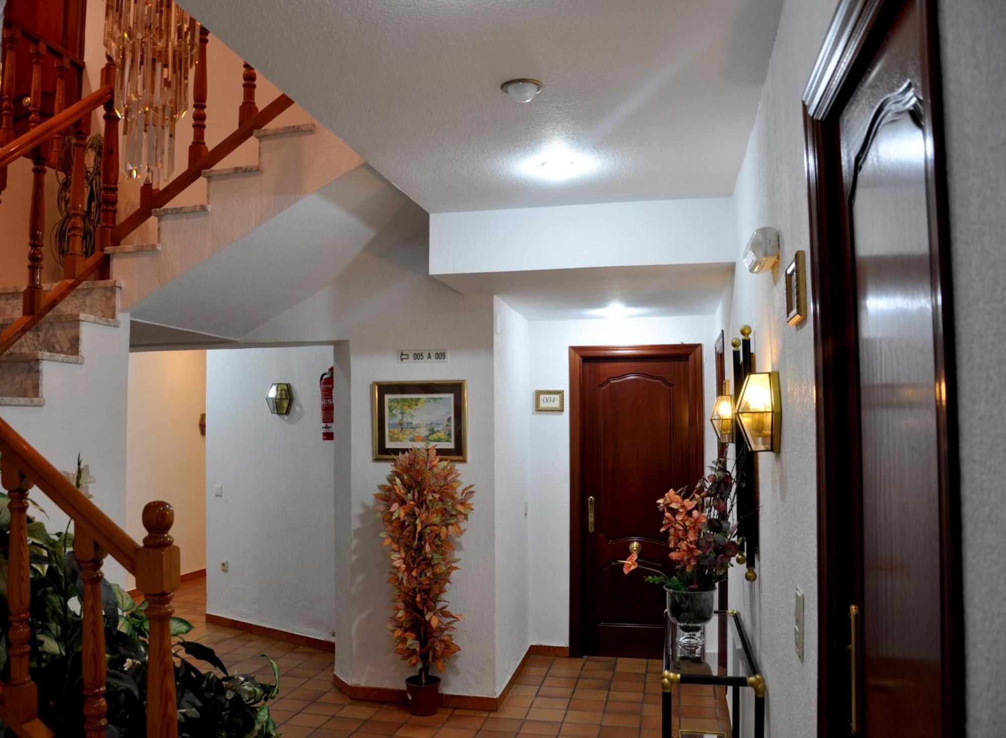 Santa Maria Hotel 2*