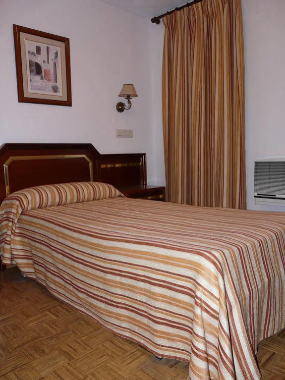 Hotel Santa Maria 2*